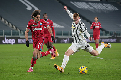 王励勤马琳比赛视频-爱游戏体育